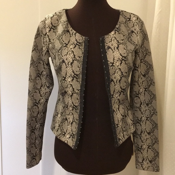 Befree shirt jacket snake print size 34/small - Picture 1 of 8
